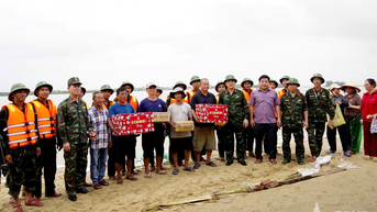 Phó tư lệnh, Tham mưu trưởng Quân khu 5 kiểm tra công tác khắc phục hậu quả mưa lũ tại Đà Nẵng