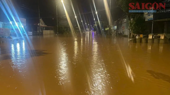 Lâm Đồng: Quốc lộ 20 lại ngập sâu, chia cắt sau cơn mưa lớn