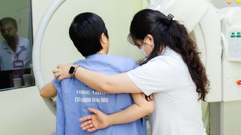 2.500 phụ nữ Việt được tầm soát ung thư vú miễn phí