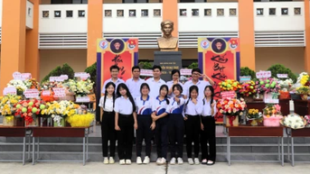 Trường THPT Nguyễn Trung Trực – Bến Lức hướng về ngày giỗ cụ Nguyễn