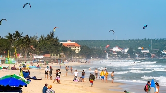 Lâm Đồng biển xanh vào mùa cao điểm đón khách trú đông