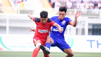 Trận chung kết Giải bóng đá công nhân, viên chức Việt Nam đang diễn ra hấp dẫn