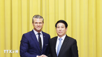 Chủ tịch nước Lương Cường tiếp Bộ trưởng Bộ Chiến tranh Hoa Kỳ