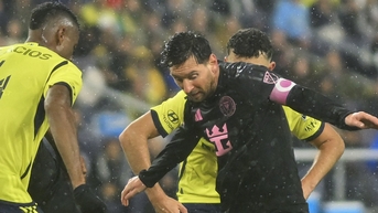 Ronaldo lập cú đúp giúp Al Nassr toàn thắng, Messi ghi siêu phẩm nhưng Inter Miami lại phải…