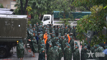 Ngày nghỉ của cán bộ, chiến sĩ Sư đoàn 968 nơi rốn lũ