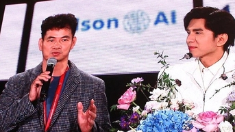 Cục trưởng Xuân Bắc ngưỡng mộ đặc biệt Đan Trường, Diệp Lâm Anh sexy