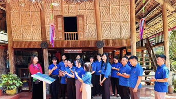 Sức trẻ Đất Tổ trong hành trình đổi mới