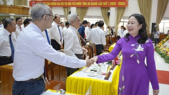 An Giang long trọng tổ chức Đại hội Thi đua yêu nước lần thứ I