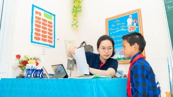 Sẽ cho phép người nước ngoài giỏi tiếng Anh được dạy trong trường công