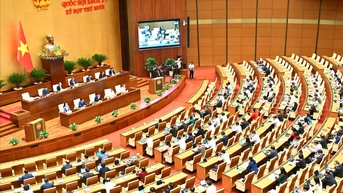 Quốc hội thảo luận dự thảo Văn kiện trình Đại hội 14, sửa thuế thu nhập cá nhân