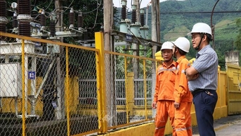 Đà Nẵng: Nước lũ dâng cao trở lại, nhiều nơi bị cắt điện để đảm bảo an toàn