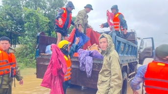 Di chuyển 1.135 hộ/3.121 nhân khẩu đến nơi an toàn