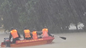 Lũ các sông ở Huế, Đà Nẵng vượt báo động 3