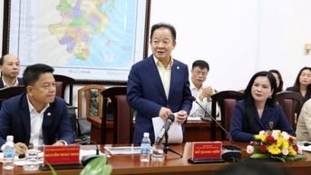 ក្រុមហ៊ុន T&T Group ចង់វិនិយោគលើគម្រោងជាបន្តបន្ទាប់នៅ Khanh Hoa