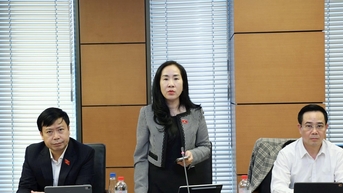 Hỗ trợ hộ kinh doanh cá thể chuyển đổi số, tham gia sàn thương mại điện tử