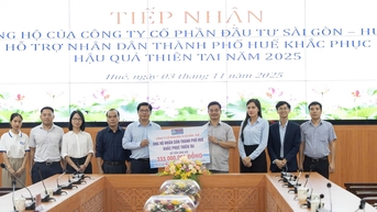 Công ty CP Đầu tư Sài Gòn - Huế ủng hộ hơn 330 triệu đồng giúp người dân thành phố Huế khắc phục hậu quả thiên tai