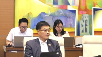 Bảo vệ quyền, lợi ích hợp pháp của người tiêu dùng trong thương mại điện tử