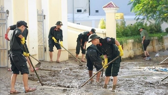Lực lượng Công an chủ động ứng phó với mưa lũ và hỗ trợ nhân dân