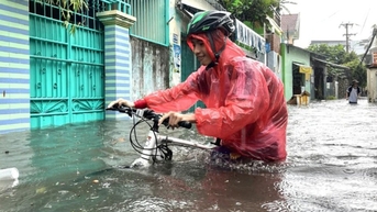 Khánh Hòa kêu gọi tàu thuyền tránh bão Kalmaegi, các xã ven biển sẵn sàng ứng phó