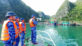 Bình yên biển, đảo quê hương: Điểm tựa của nhân dân trong dông bão