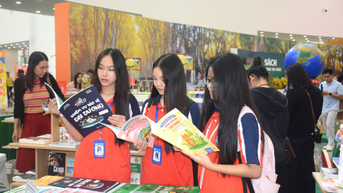 Văn hóa Việt tỏa sáng tại Hội chợ mùa thu