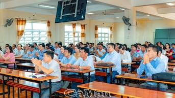 Đổi mới giáo dục bắt đầu từ người thầy