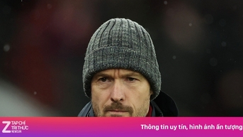 Ten Hag sáng cửa trở lại Premier League