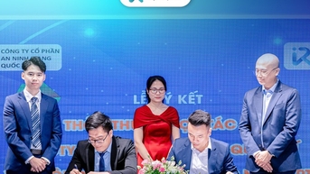 Cú bắt tay 'ông lớn' công nghệ