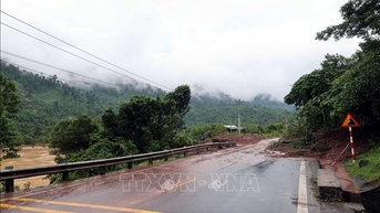 Huế: Cầu Km396+050 đường Hồ Chí Minh nhánh Tây hư hỏng nặng