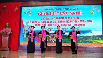 Chăm lo tinh thần người cao tuổi