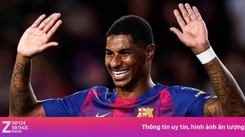 Rashford thành huyền thoại MU