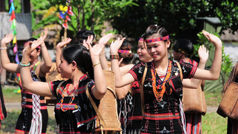 Tôn vinh văn hóa truyền thống, tinh thần đại đoàn kết toàn dân