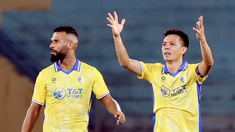 Vòng 10 V-League 2025 - 2026: Thử thách cho HAGL và CLB Hà Nội