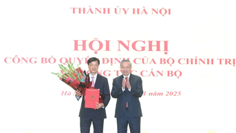 [Ảnh] Đồng chí Nguyễn Duy Ngọc giữ chức Bí thư Thành ủy Hà Nội