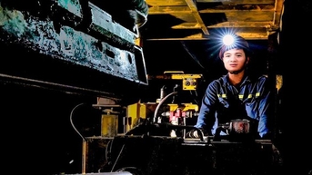 Khai thác vượt kế hoạch, TKV nỗ lực bứt phá những tháng cuối năm