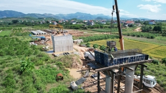 Dự án đường tỉnh 327 nguy cơ chậm tiến độ do vướng mặt bằng