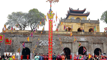 ចក្ខុវិស័យដ៏ទម្លាយមួយគឺចាំបាច់សម្រាប់បន្ទាយអធិរាជថាំងឡុង ដើម្បីរស់ឡើងវិញយ៉ាងពិតប្រាកដ។