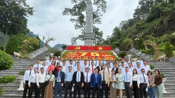 Đảng bộ Công ty Cổ phần Chế tạo Giàn khoan Dầu khí tổ chức về nguồn