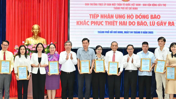 TPHCM hỗ trợ ngay 40 tỷ đồng cho TP Huế, Đà Nẵng và Quảng Ngãi
