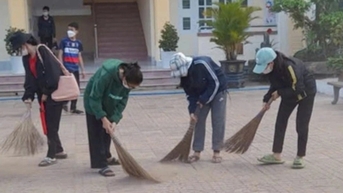 Vụ yêu cầu giáo viên dừng dạy để học sinh đi dọn rác: Thông tin bất ngờ