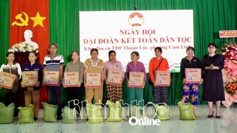 Ngày hội Đại đoàn kết toàn dân tộc tại Tổ dân phố Thuận Lộc, phường Cam Linh