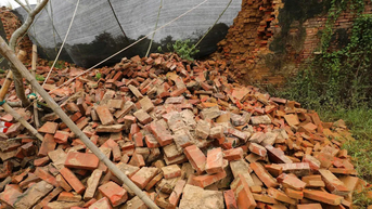 Gạch xây dựng Hoàng thành Huế hàng trăm năm vẫn đỏ tươi