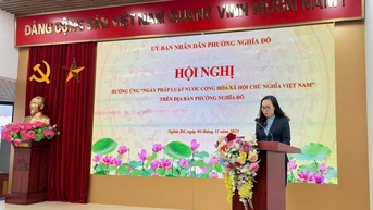 Phường Nghĩa Đô hưởng ứng Ngày Pháp luật Việt Nam