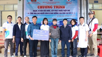 មន្ទីរពេទ្យបុរាណ និងស្តារនីតិសម្បទា សហការជាមួយមន្ទីរពេទ្យបុរាណកណ្តាល និងមជ្ឈមណ្ឌលវេជ្ជសាស្ត្រថុងណុង បានរៀបចំការពិនិត្យសុខភាព និងពិគ្រោះសុខភាពជូនប្រជាពលរដ្ឋជិត ១០០០នាក់។