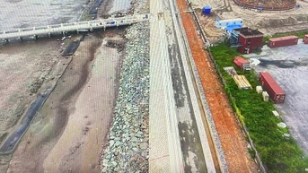 Cơ bản hoàn thành thi công tuyến đê biển Nam Đình Vũ