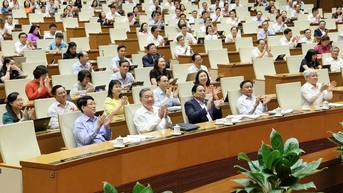 Quốc hội đồng hành cùng kiến tạo phát triển: Từ thể chế đến hành động