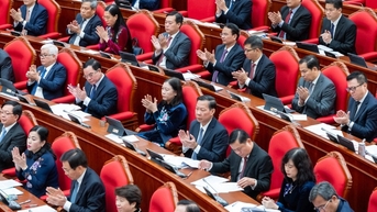 Toàn cảnh Hội nghị Trung ương 14 bàn chuyện chọn nhân sự cho khóa mới