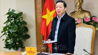 Phó Thủ tướng Trần Hồng Hà: Ứng phó bão số 13 trong 'tình trạng khẩn cấp hơn'