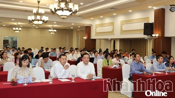 Gần 200 cán bộ làm công tác bảo trợ xã hội và trẻ em được tập huấn nghiệp vụ