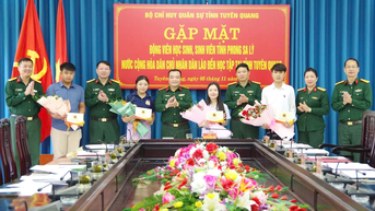 Gặp mặt, động viên học sinh, sinh viên Lào đến học tập tại tỉnh